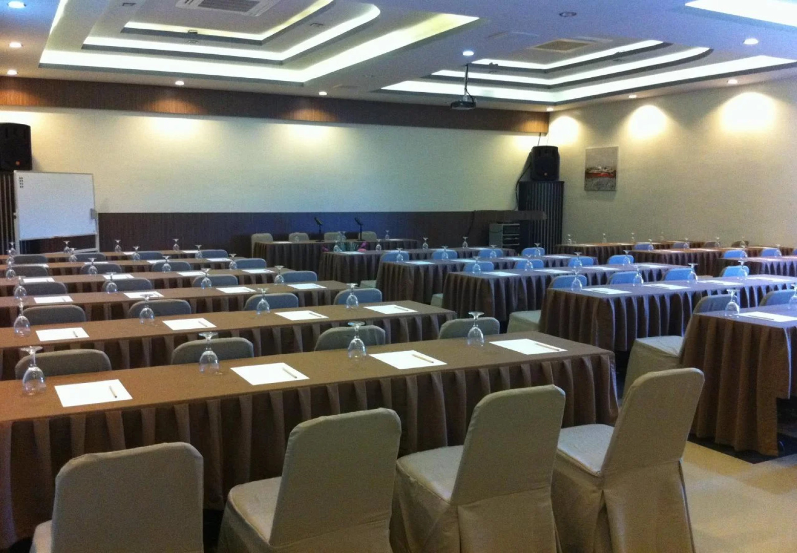 NIDA Rooms Nagoya Seraya Mas