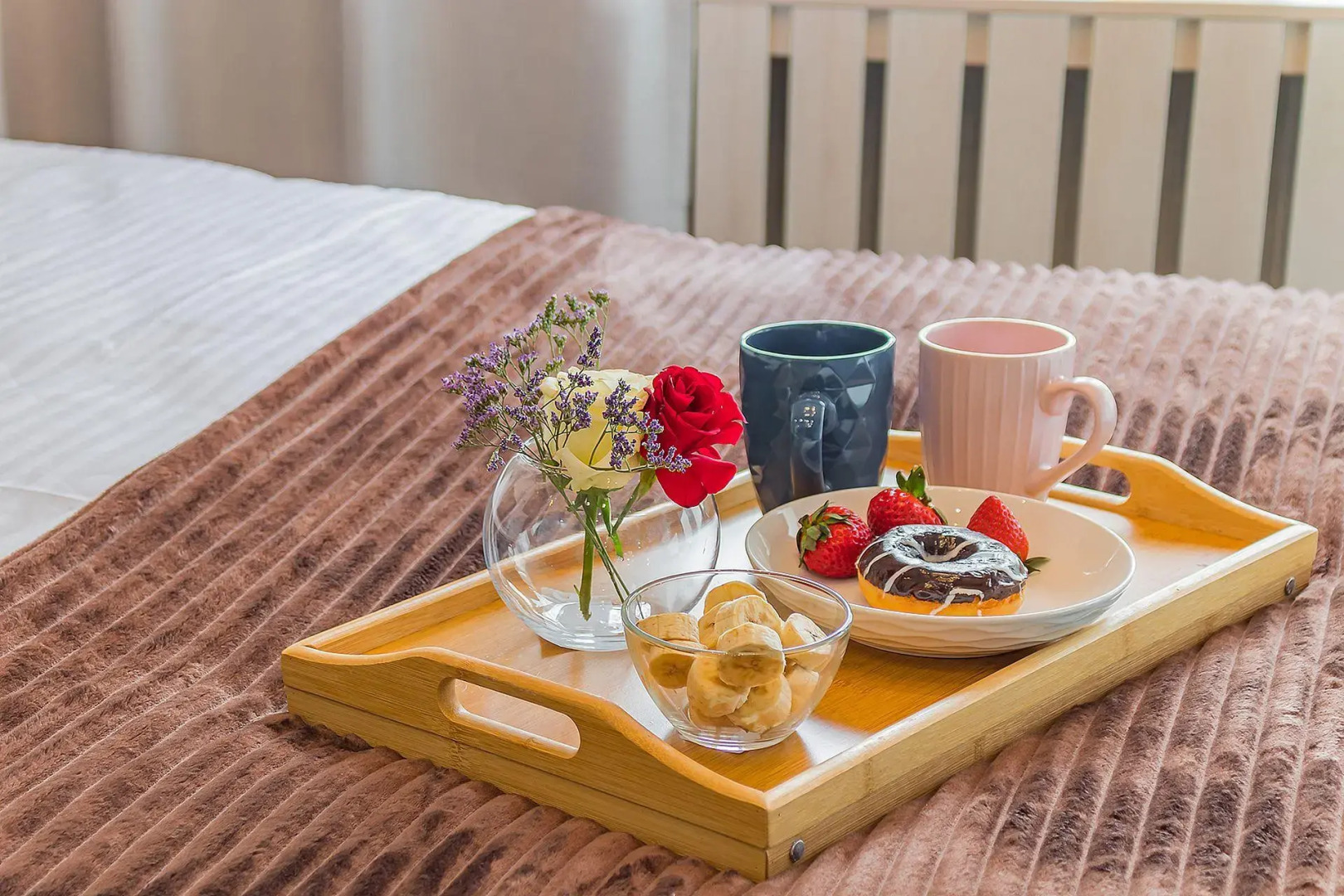 2ROOMS (2РУМС) на улице Максима Горького