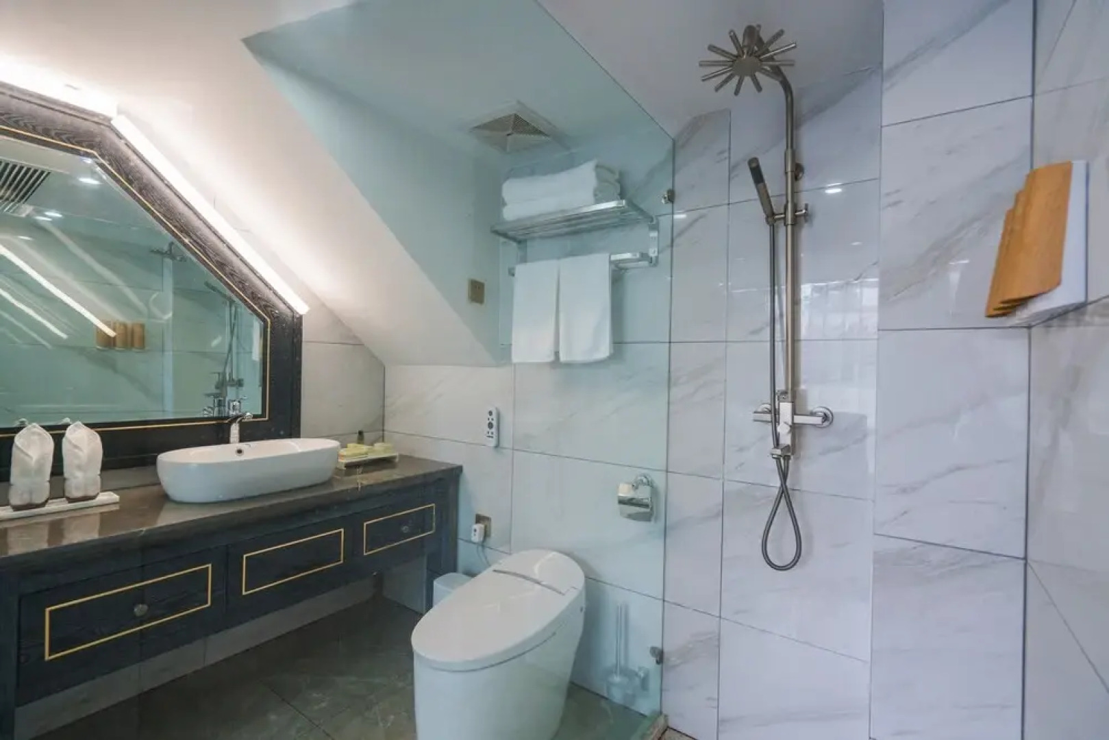 Qingmo Lake View Boutique lnn