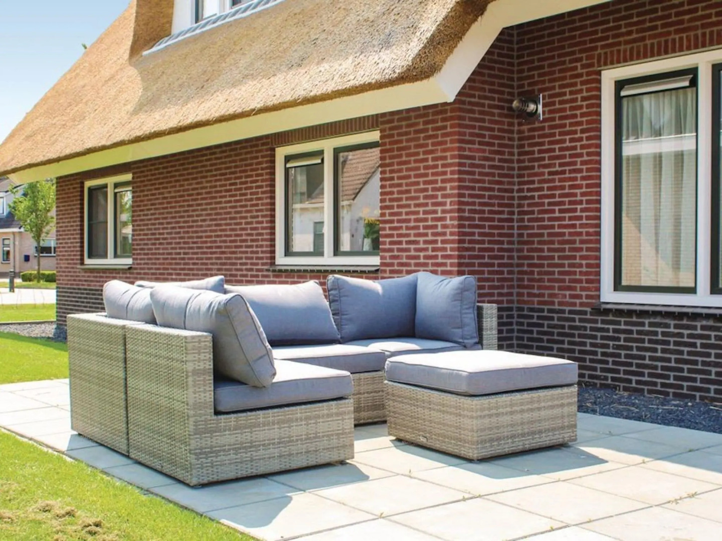 Villa in Friesland With Waterfront Jetty