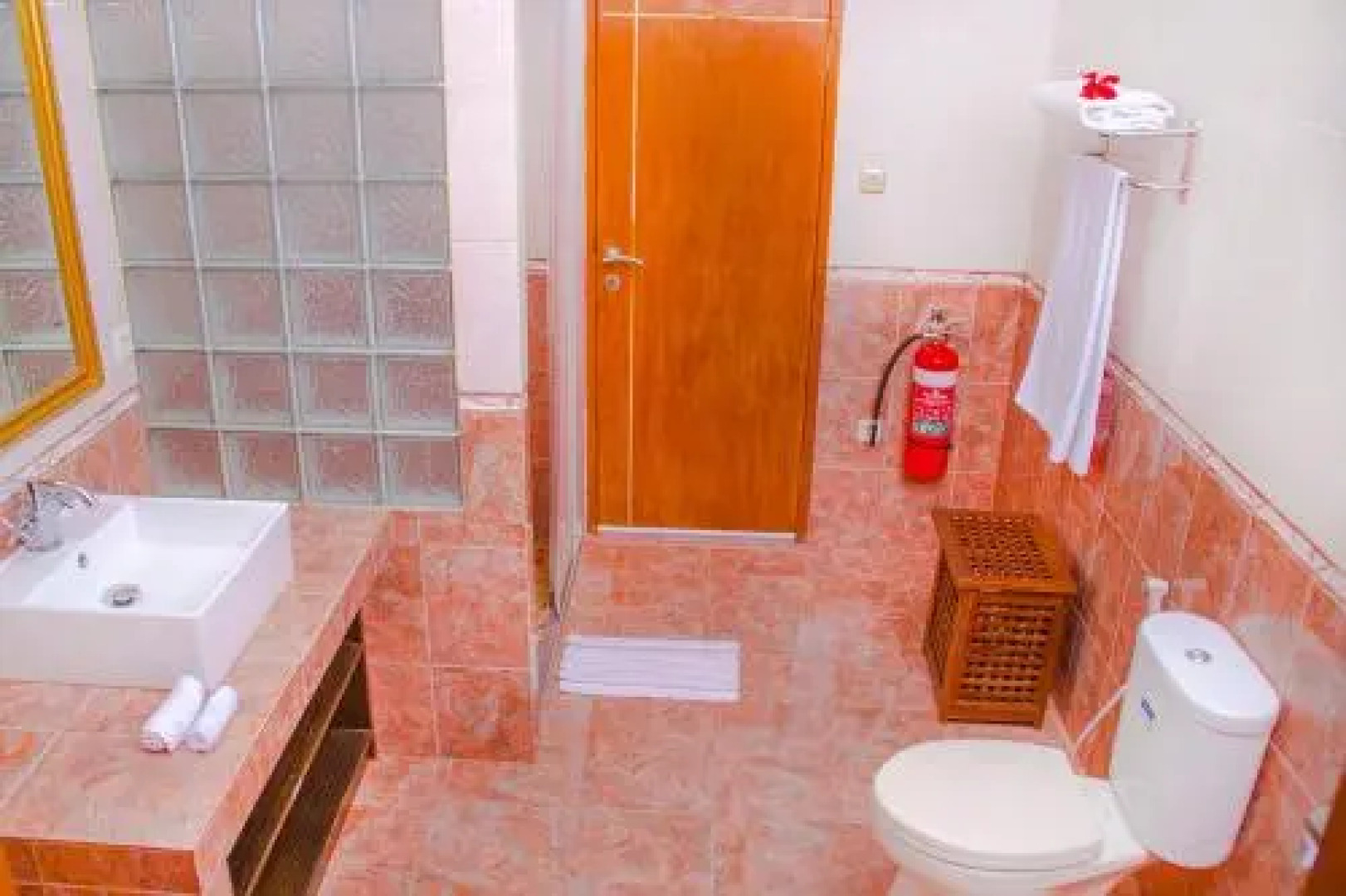 Terra Santa Residence