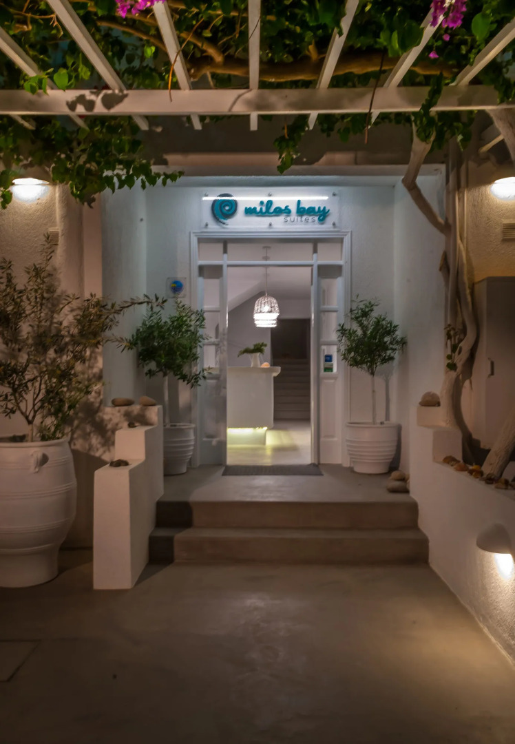 Milos Bay Suites