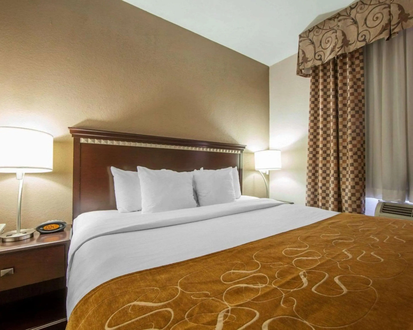 Comfort Suites London South