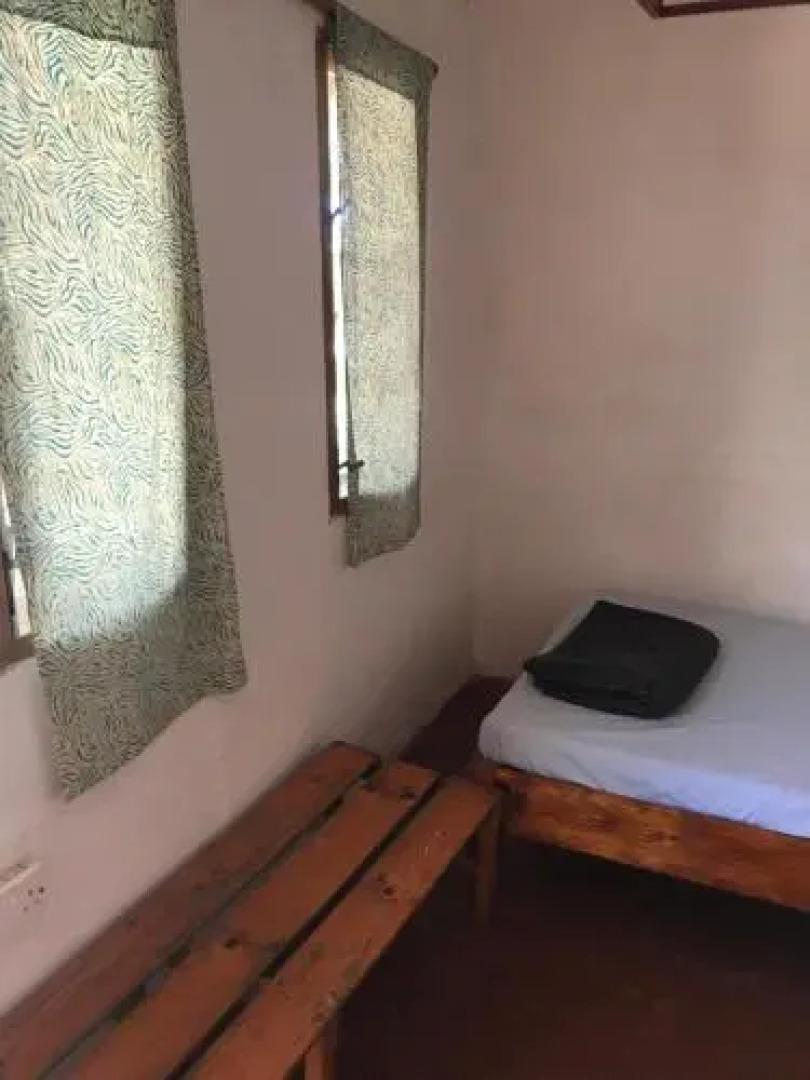 Dean’s Hill View Lodge