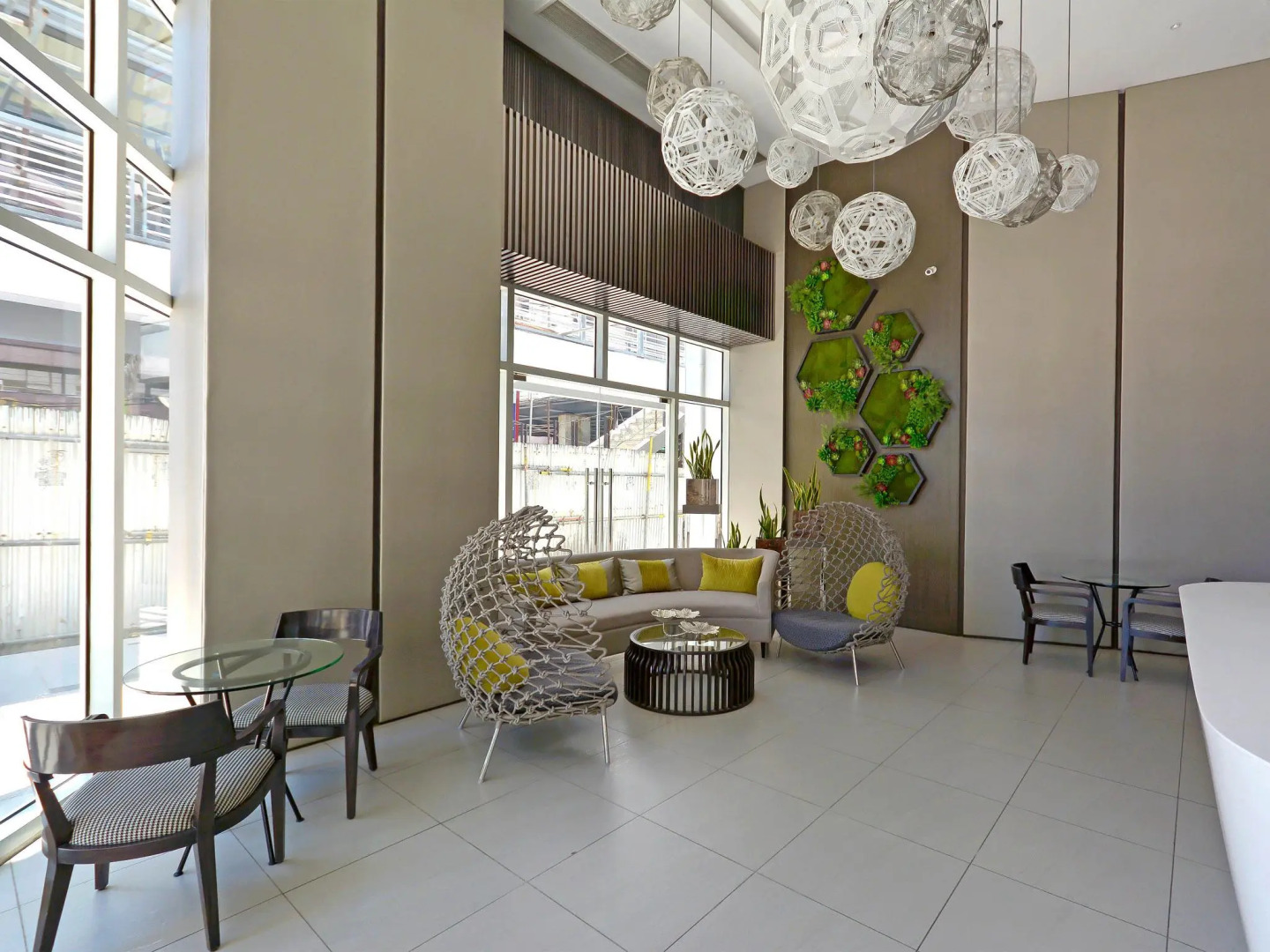 Currency Serviced Suites