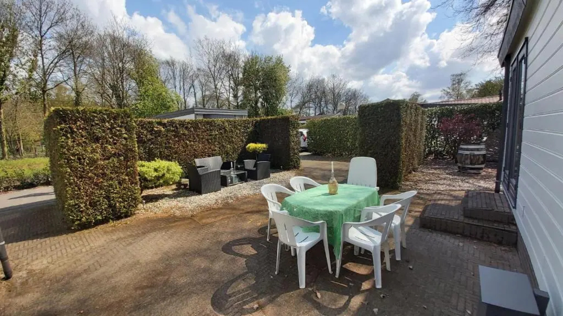 Hanami Cosy Garden familie chalet tot 4 personen op de Veluwe Alleen voor recreatie