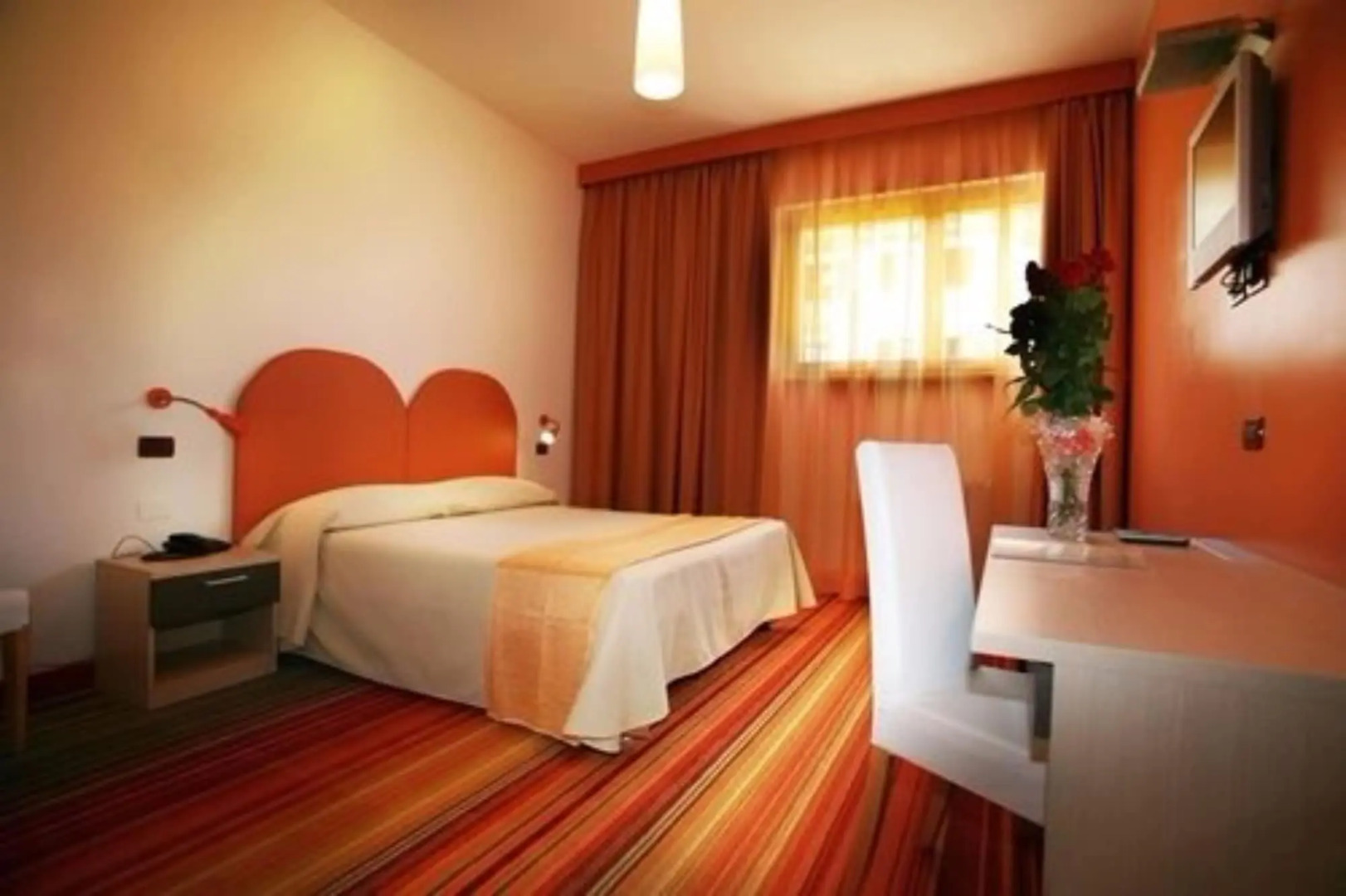 Hi Hotels Sirmione - Lakeview Pool