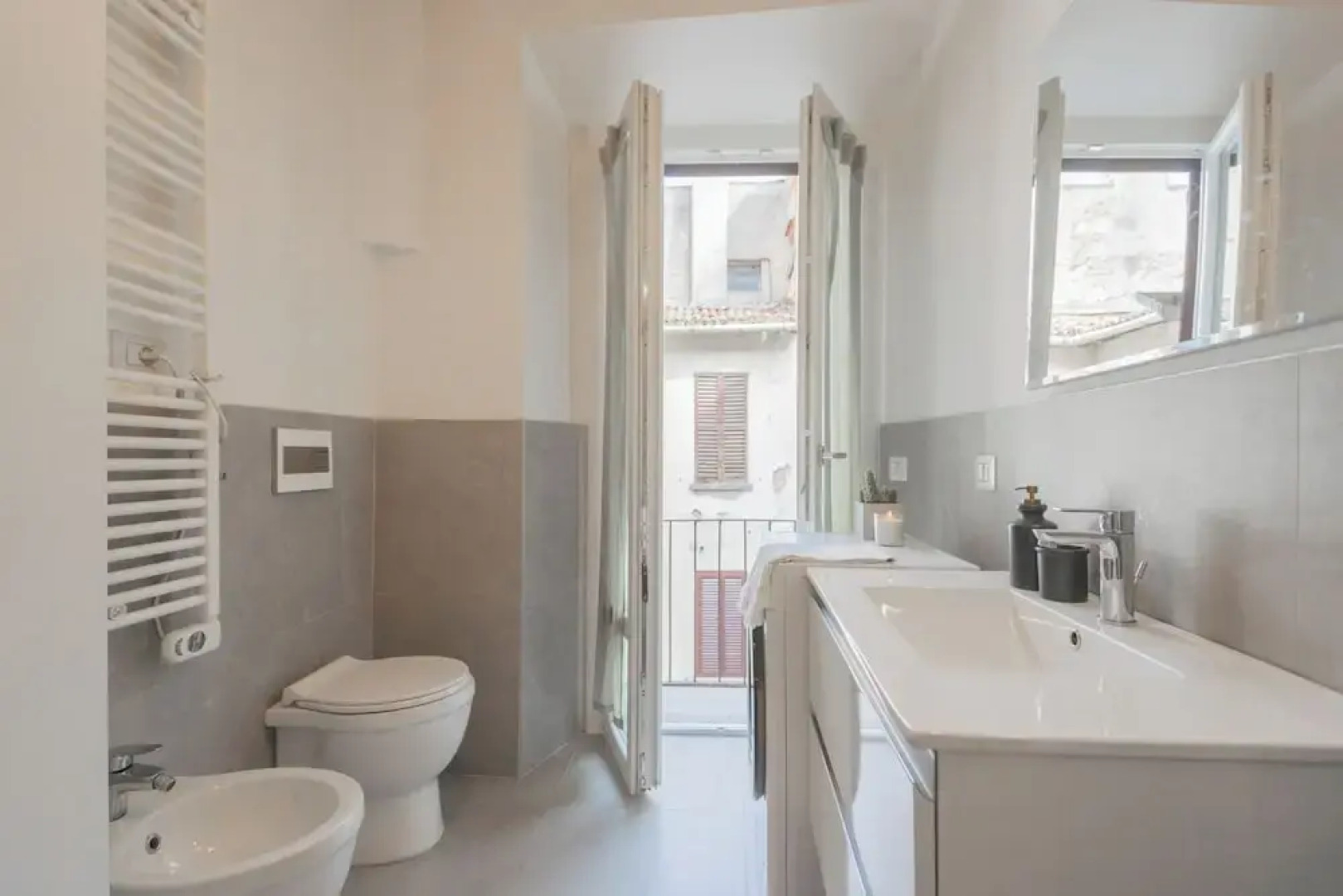 Luce Apartment by Rent all Como