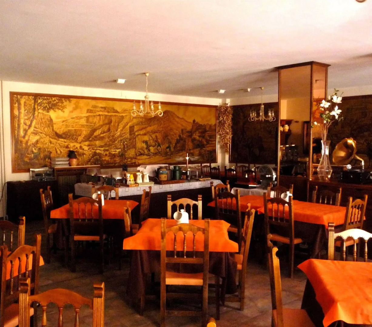 Edelweiss Hotel