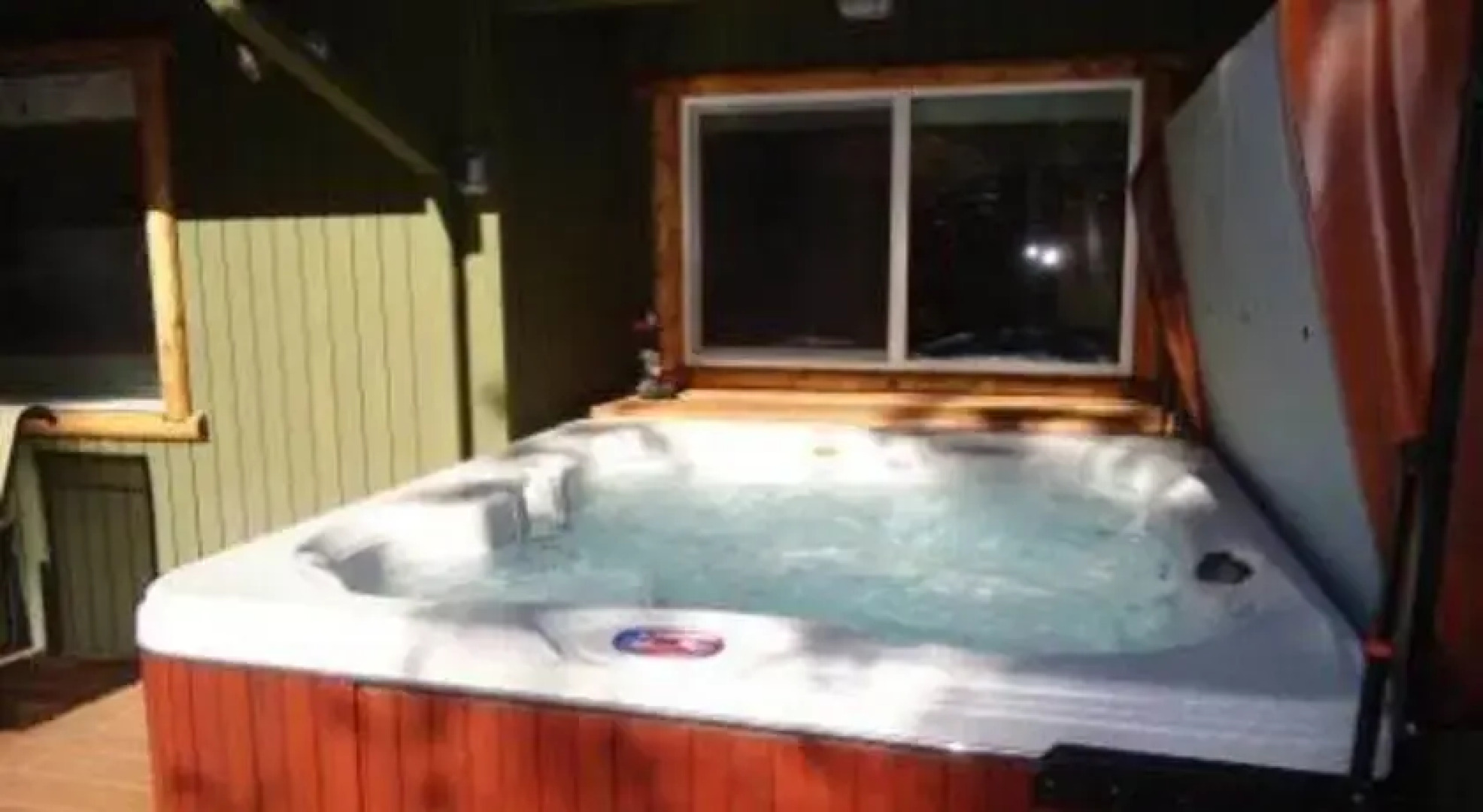 RedAwning Bear Nine Lodge #1309