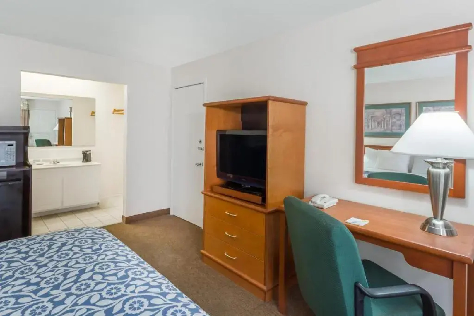 Days Inn Fort Myers Springs Resort