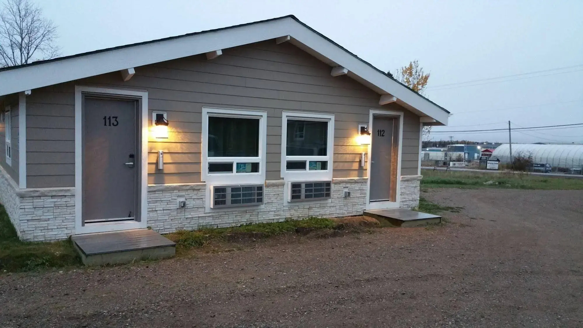 Sunrise Inn and Suites