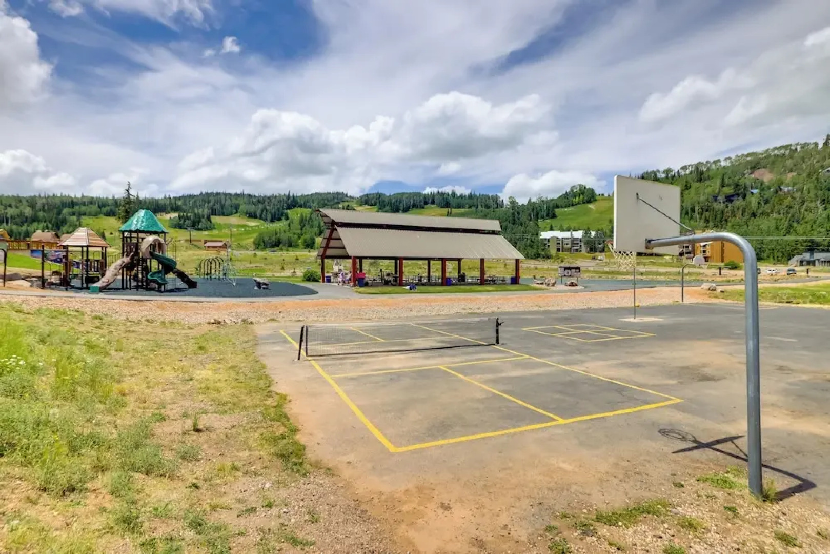 Ski-in/out Condo w/ Hot Tub Access in Brian Head!