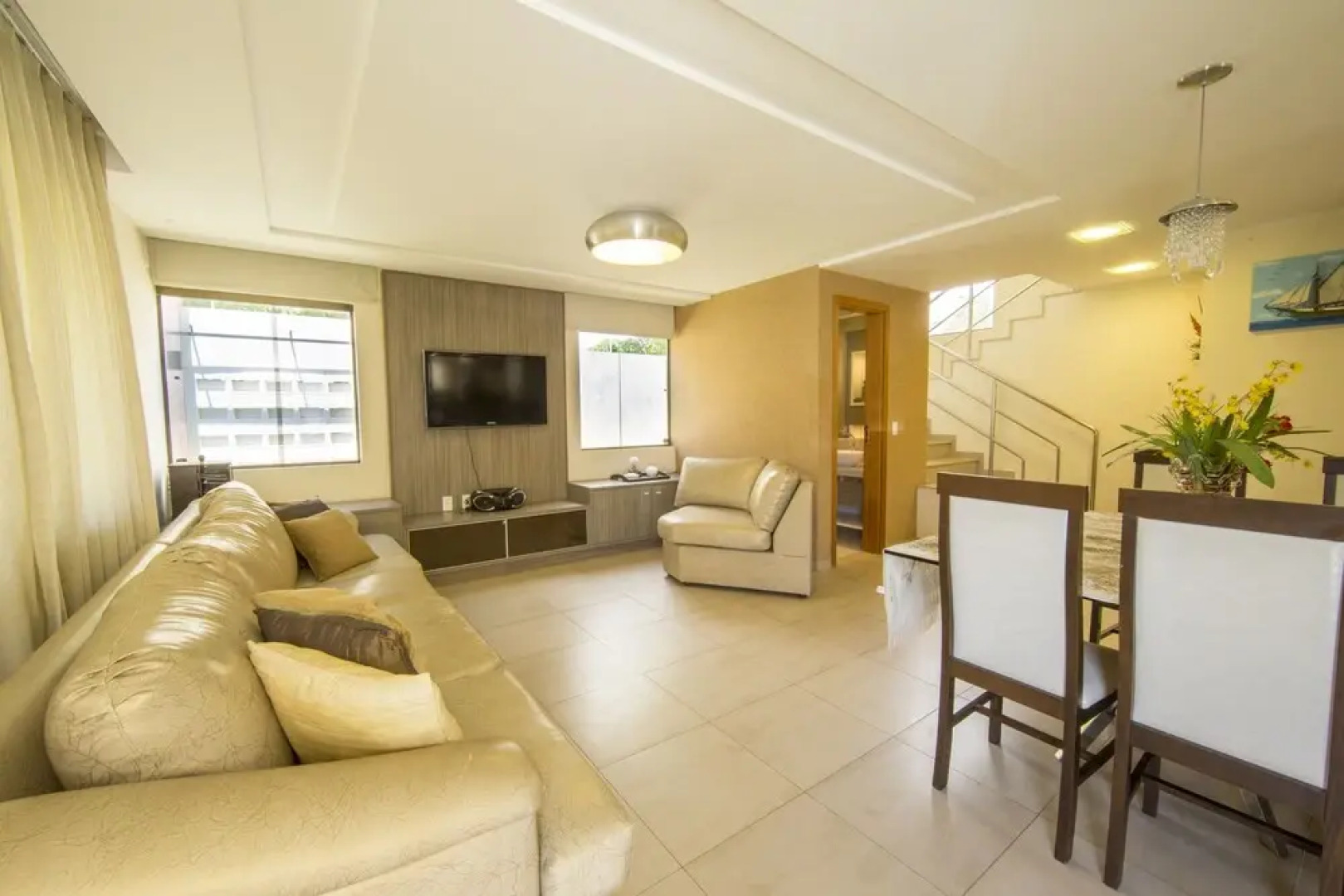 Vila com 4 Casas na Praia de Cotovelo