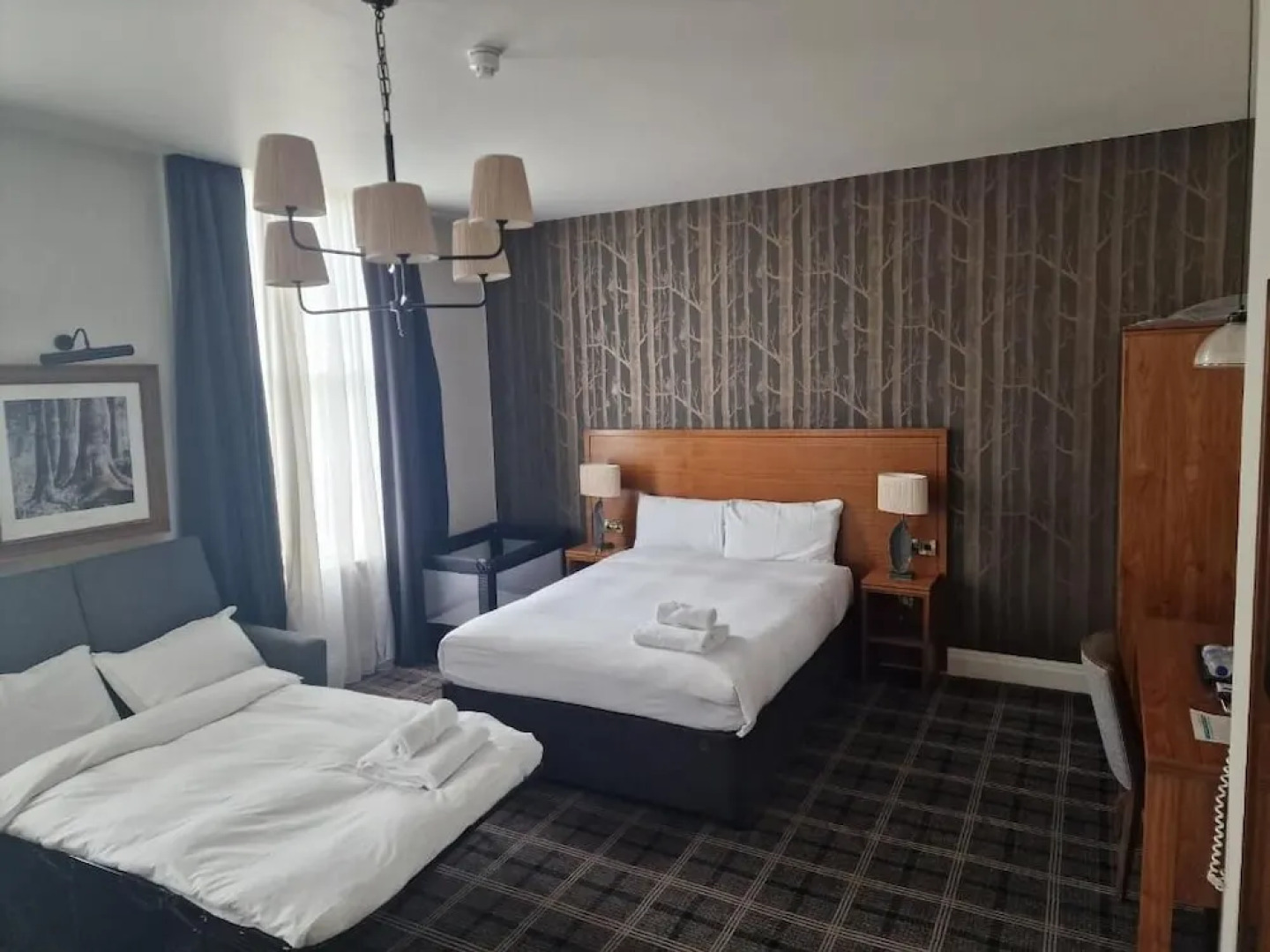 The Queen Hotel Wetherspoon