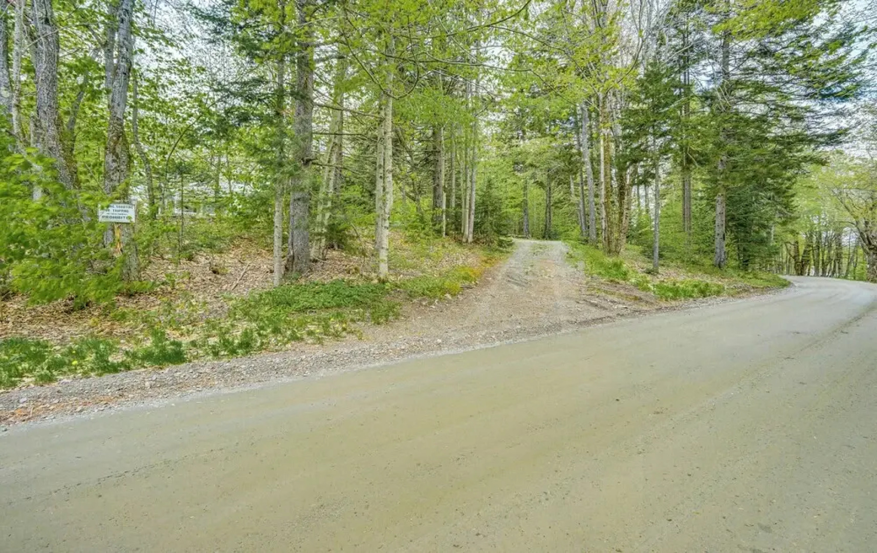 Rustic Marlboro Cottage: 4 Mi to Lake Raponda!