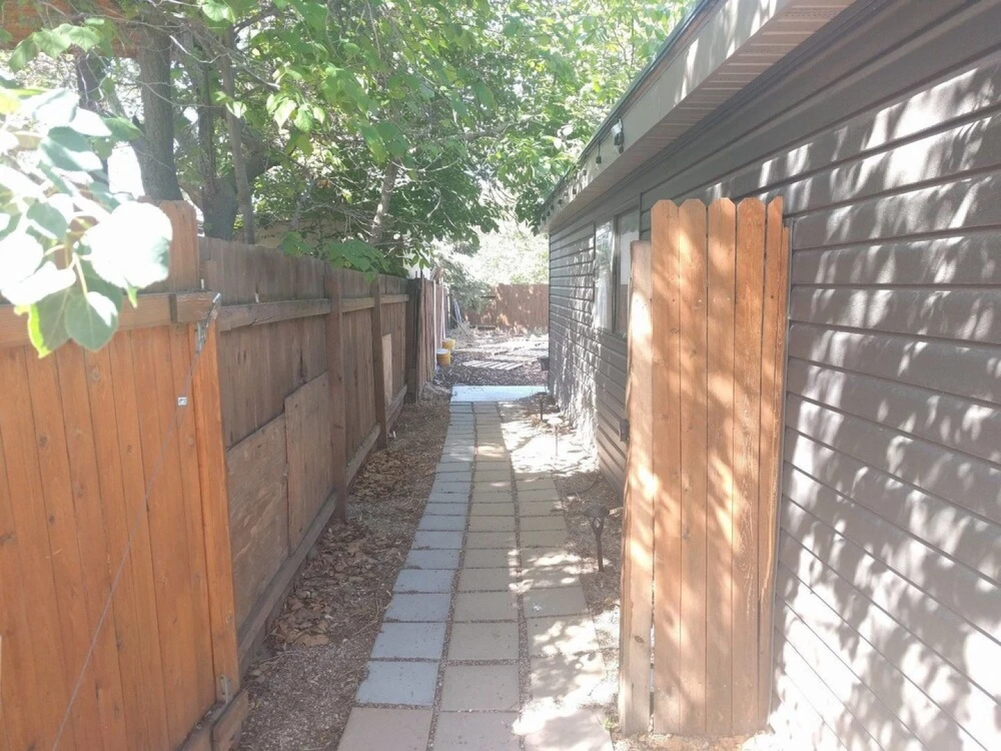 2 Bedroom Basement Apartment Quiet Neighborhood