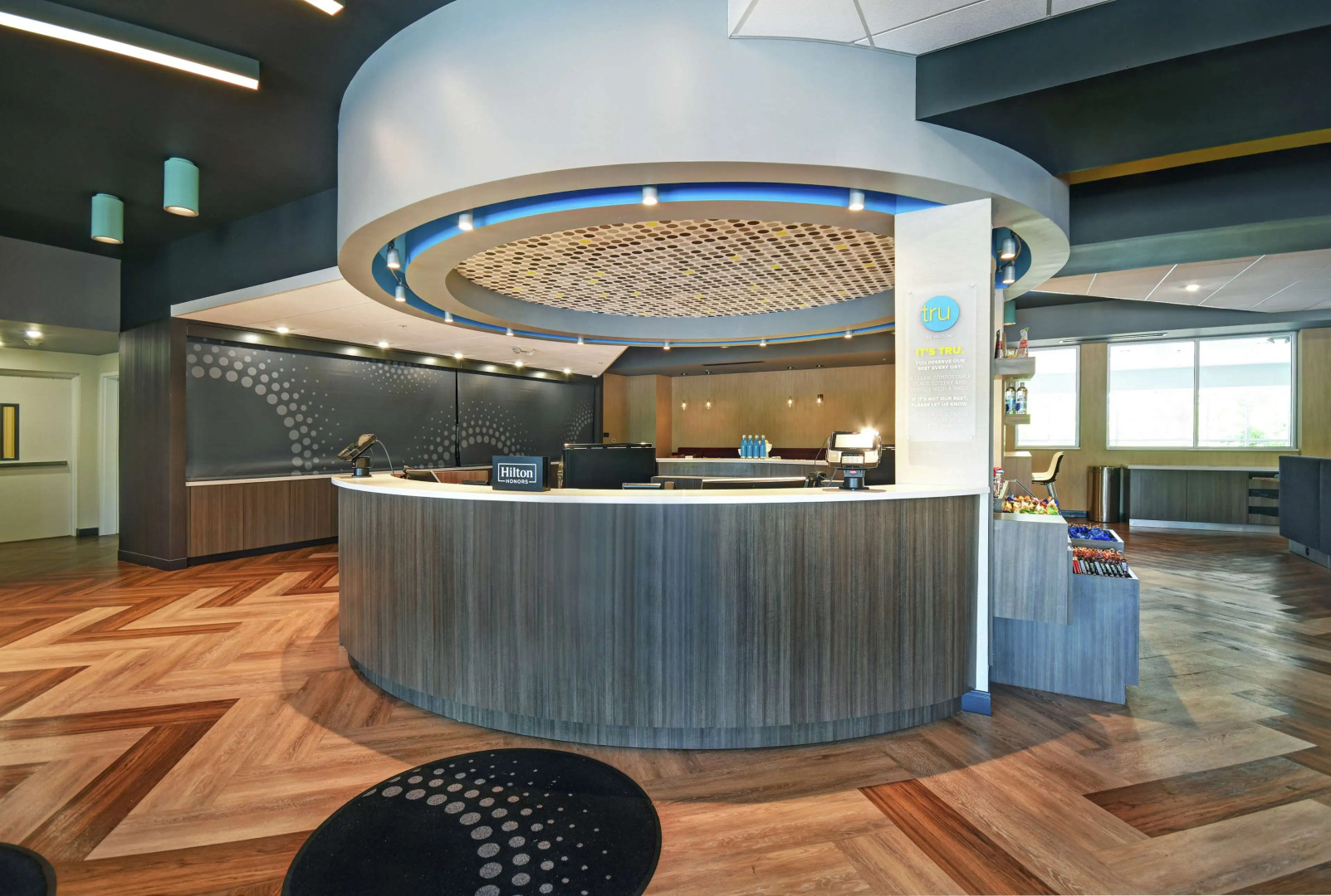 Tru by Hilton Grand Rapids Airport