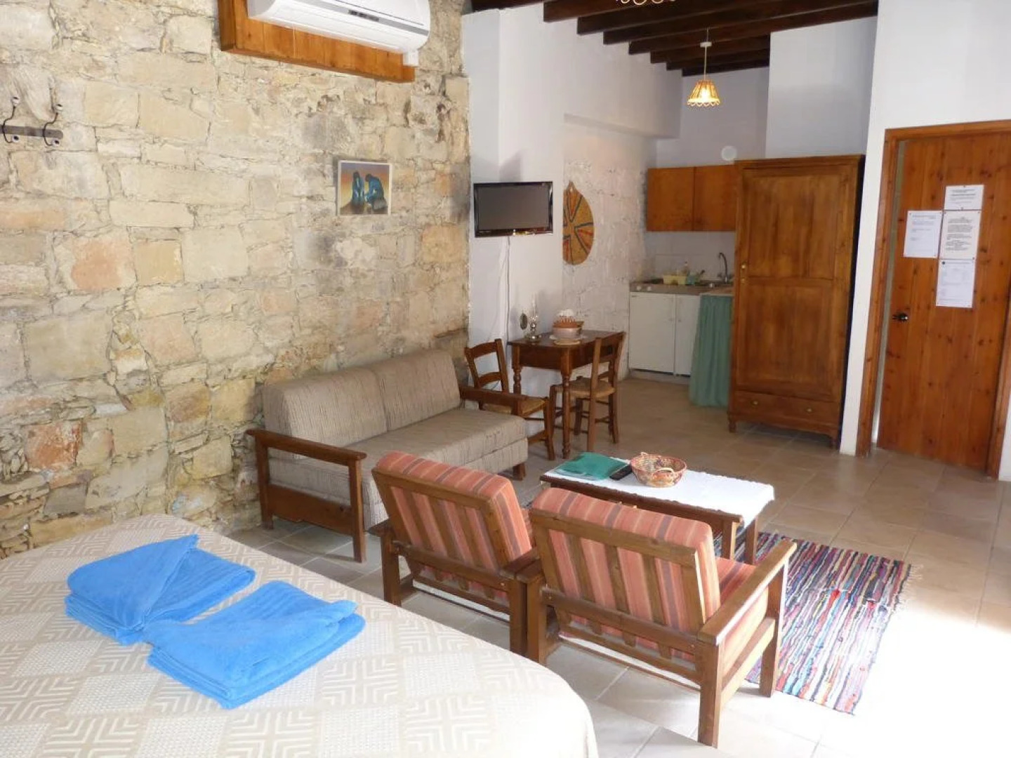 Nicolas and Marias Cottages