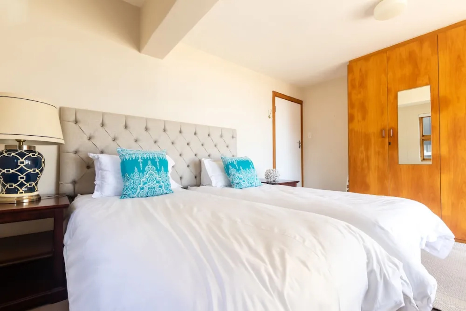 Dutton's Cove Guesthouse