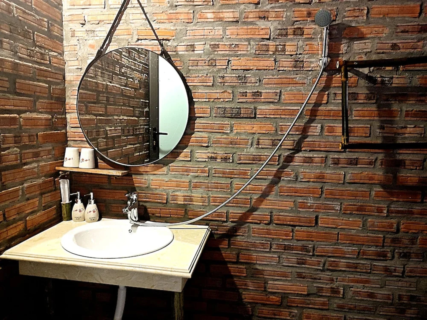 Pu Luong Riverside Lodge