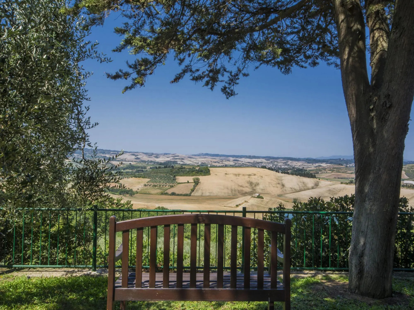 Farmhouse in Chianti With Pool and Terrace