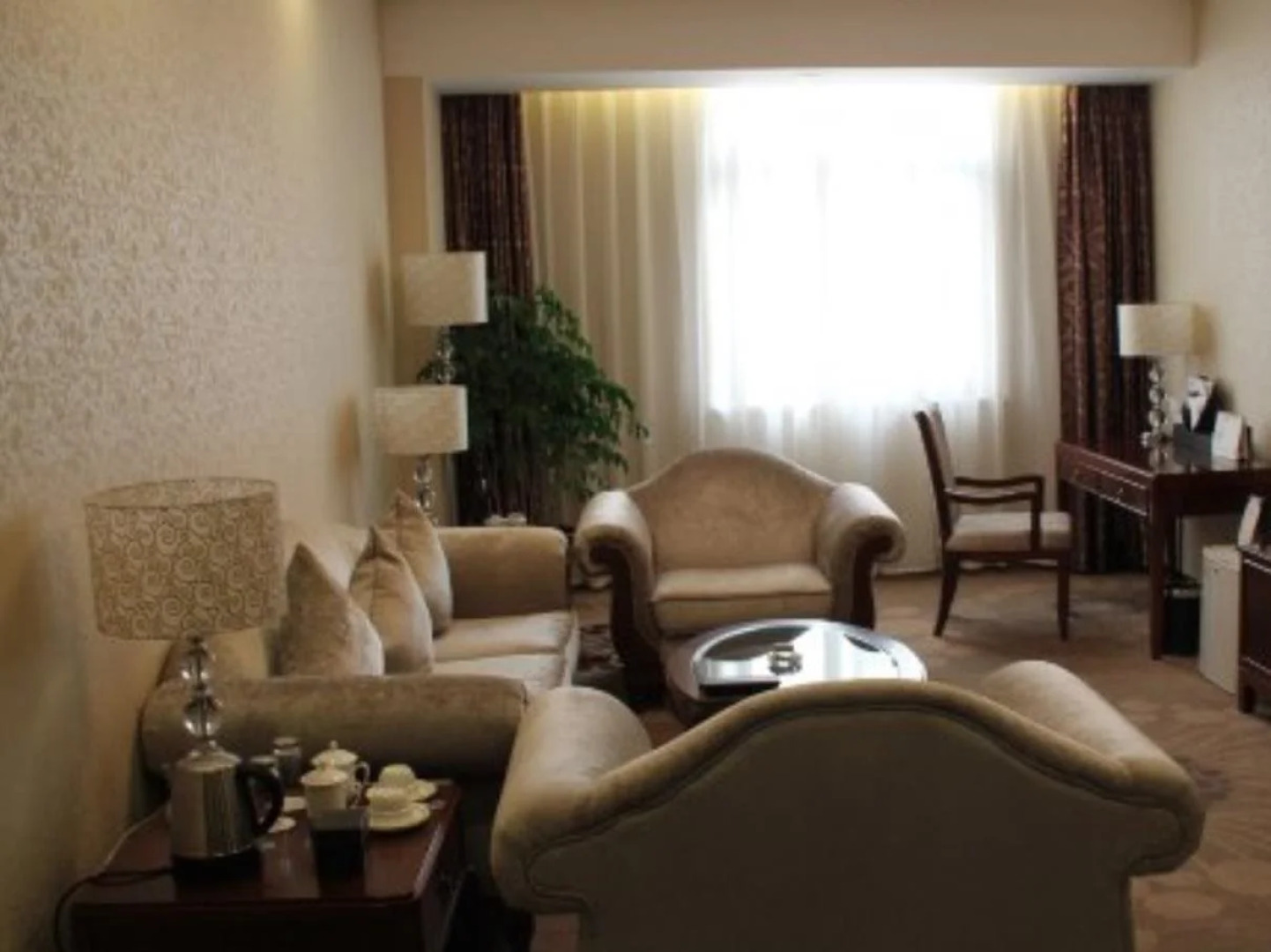 Zhongfei Grand Sky Light Hotel