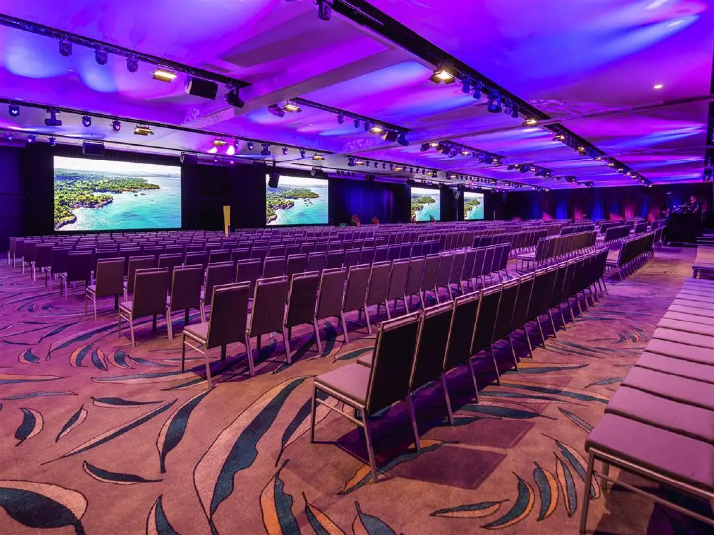 Novotel Sunshine Coast Resort