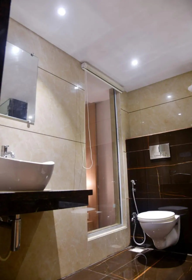 Hotel Monarch Center Point near Dahanu Beach, Bordi