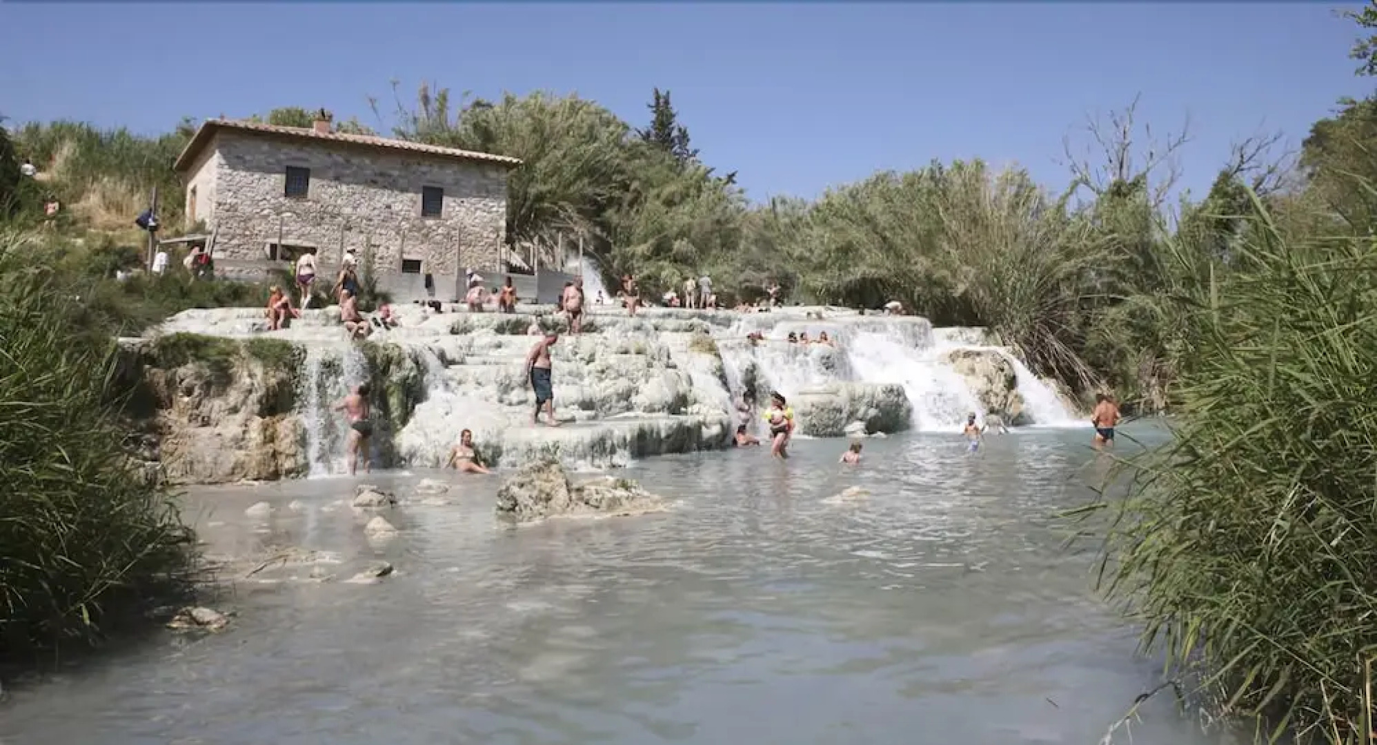 Saturnia 9