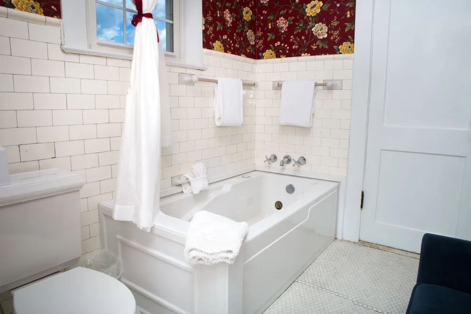 Burke Manor Inn & Pavilion