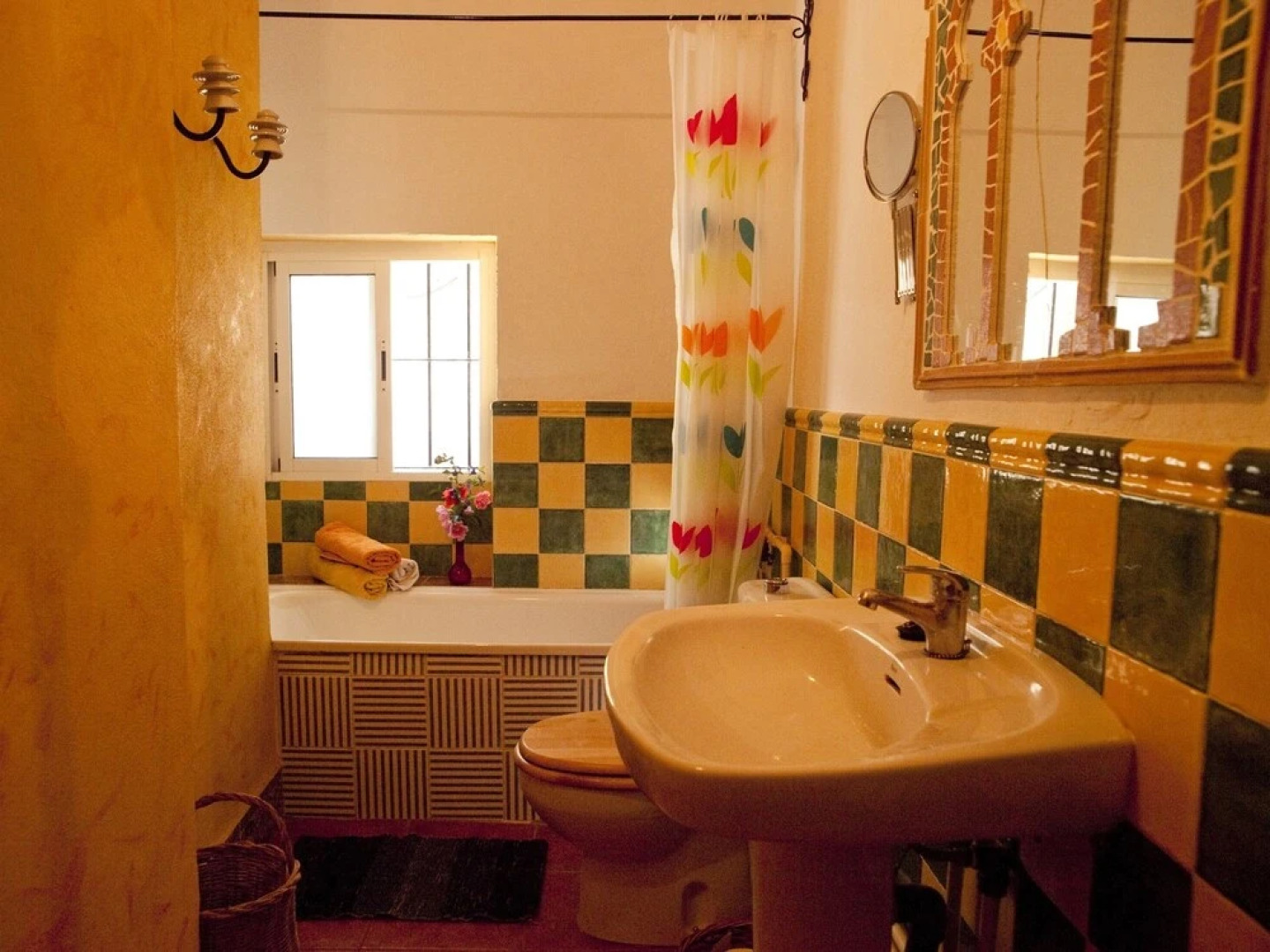 House With 3 Bedrooms in Zahara de la Sierra, With Enclosed Garden and