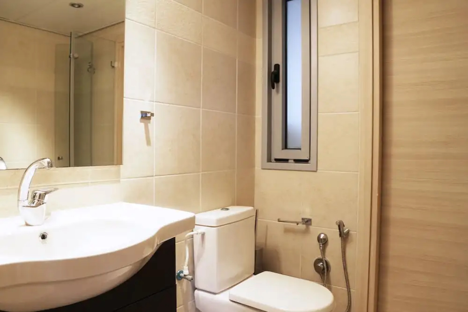 Luxury With Stunning View And Parking