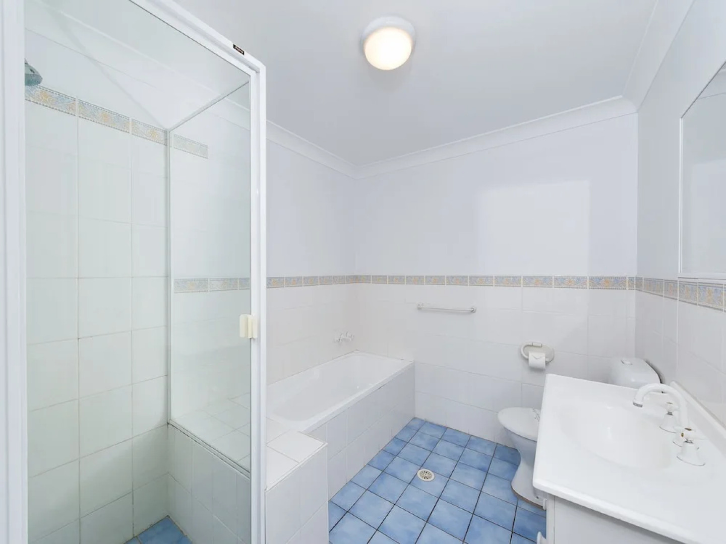 Surf Break - Fingal Bay