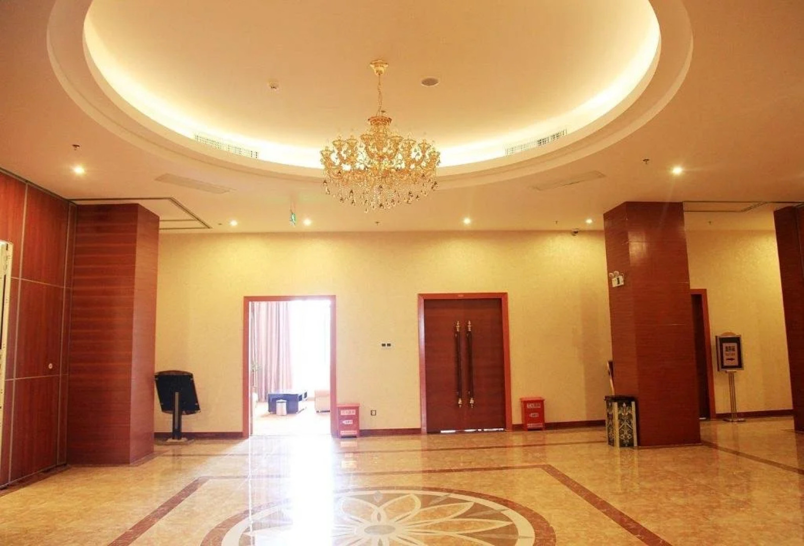 Li Tai International Hotel