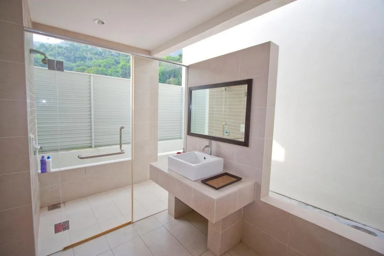 Tropika Ferringhi Villa