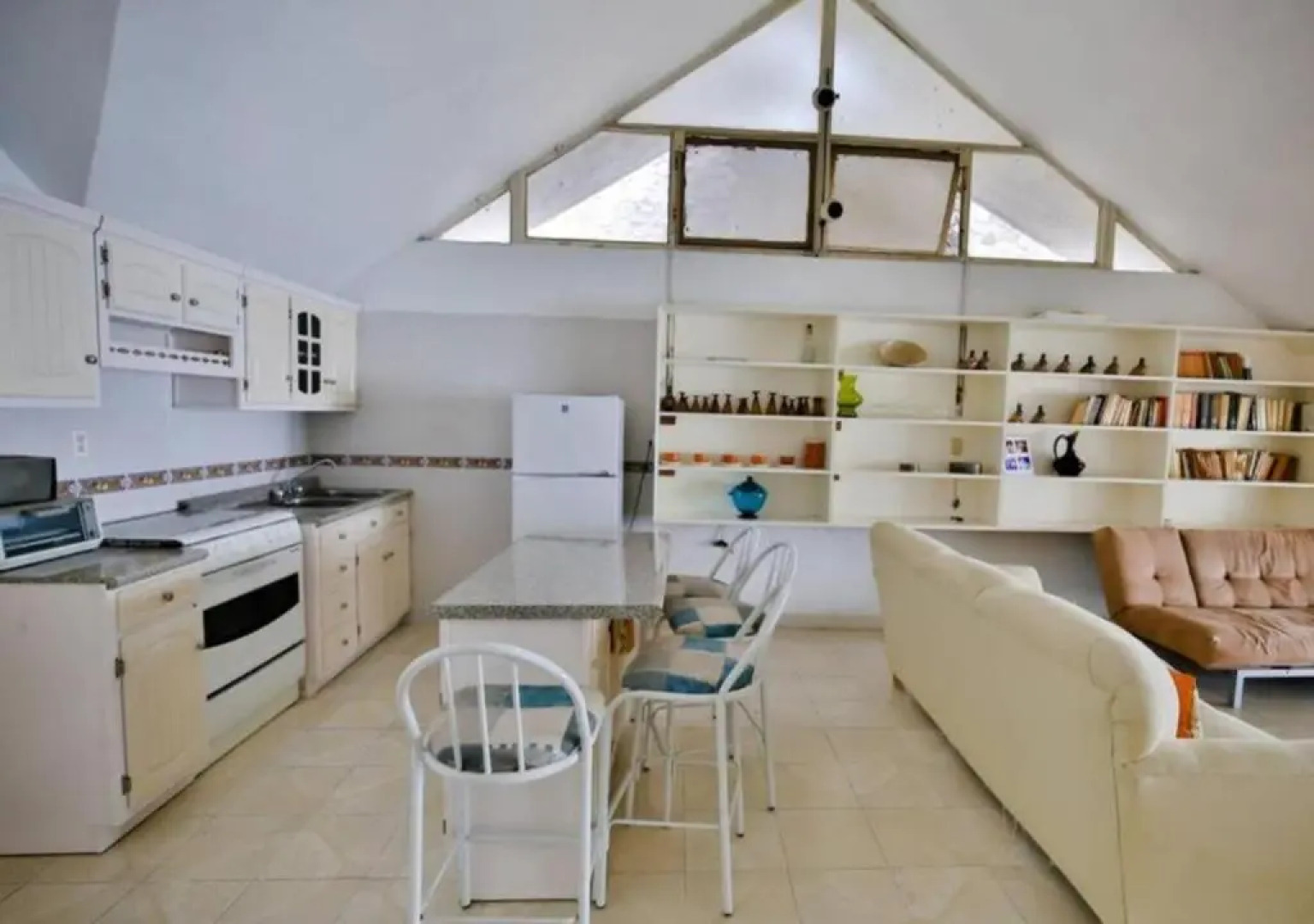 7BR Impresionante Casa De LAGO Con Alberca