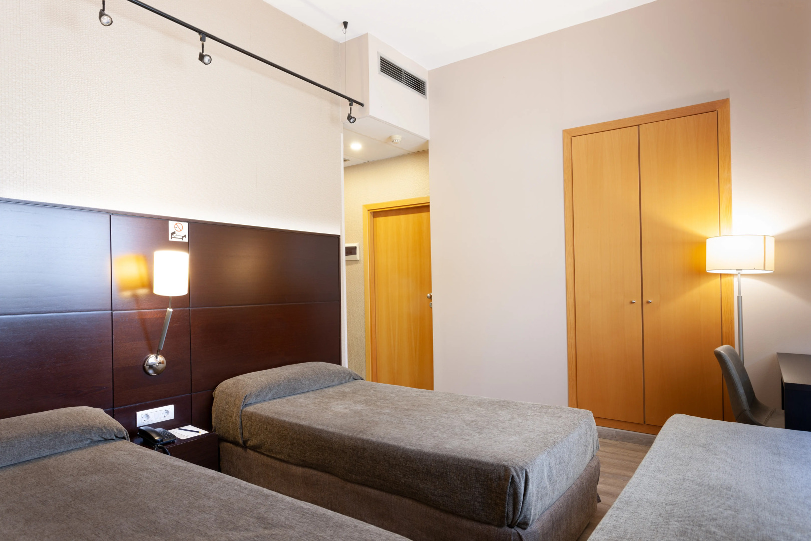 Terrassa Confort Hotel