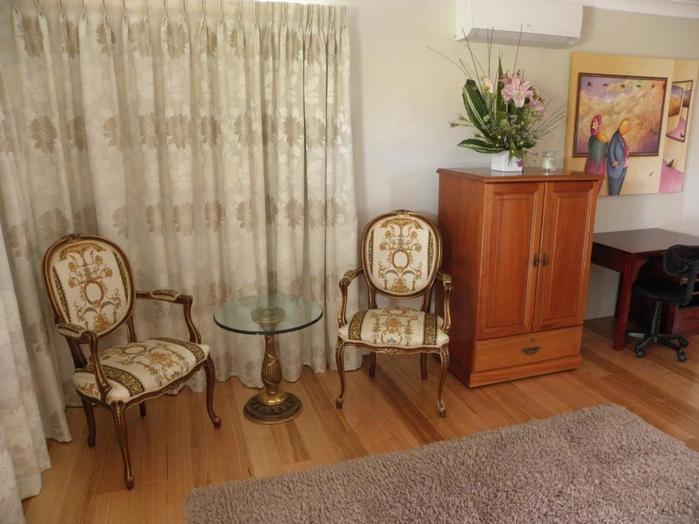 Escape Bed & Breakfast