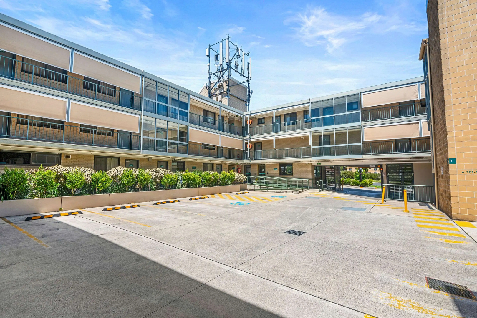 Quality Inn Sunshine Haberfield