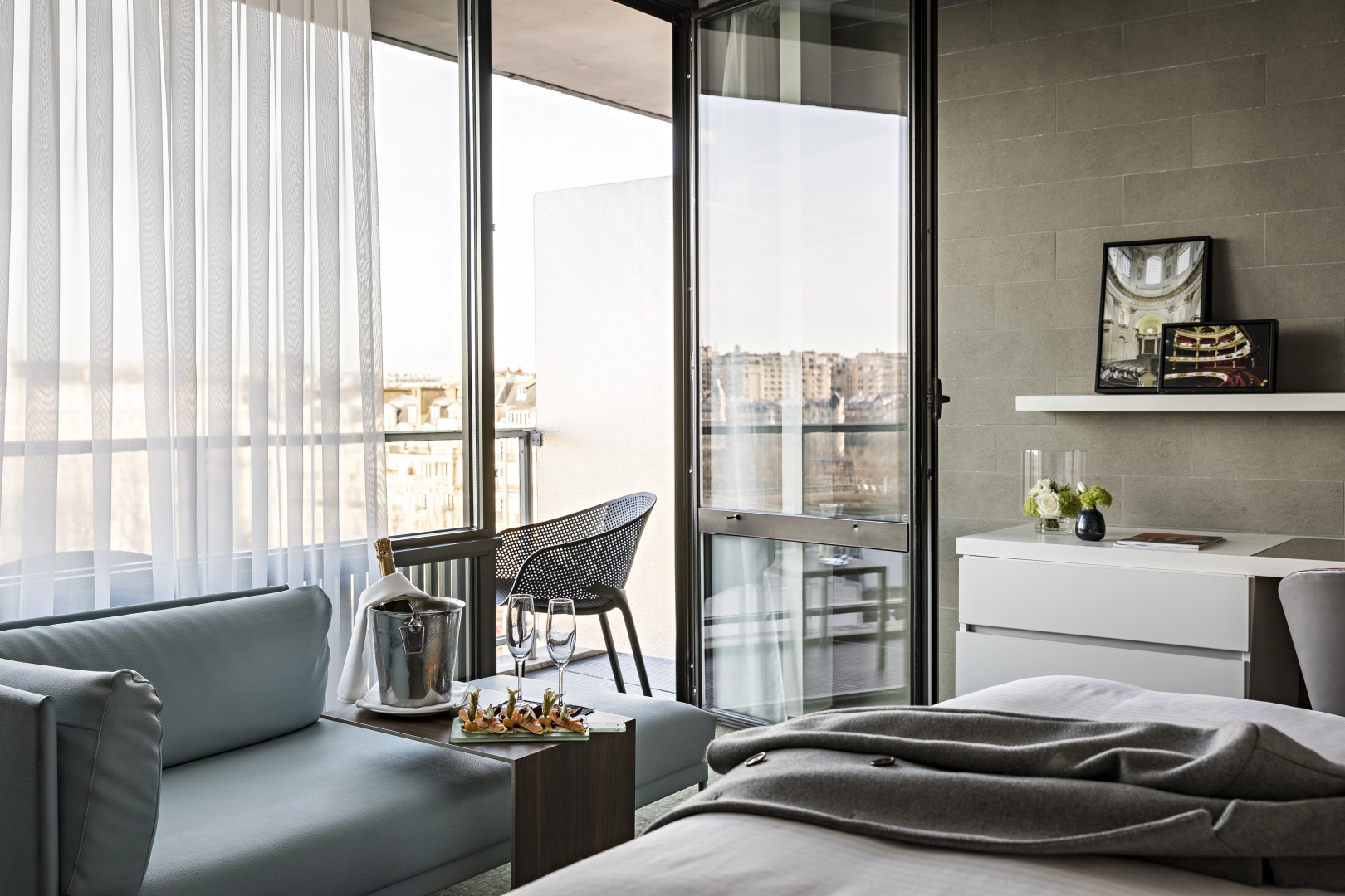 Отель Pullman Paris Tour Eiffel