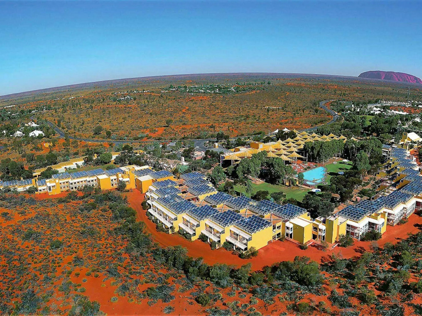 Outback Hotel & Lodge