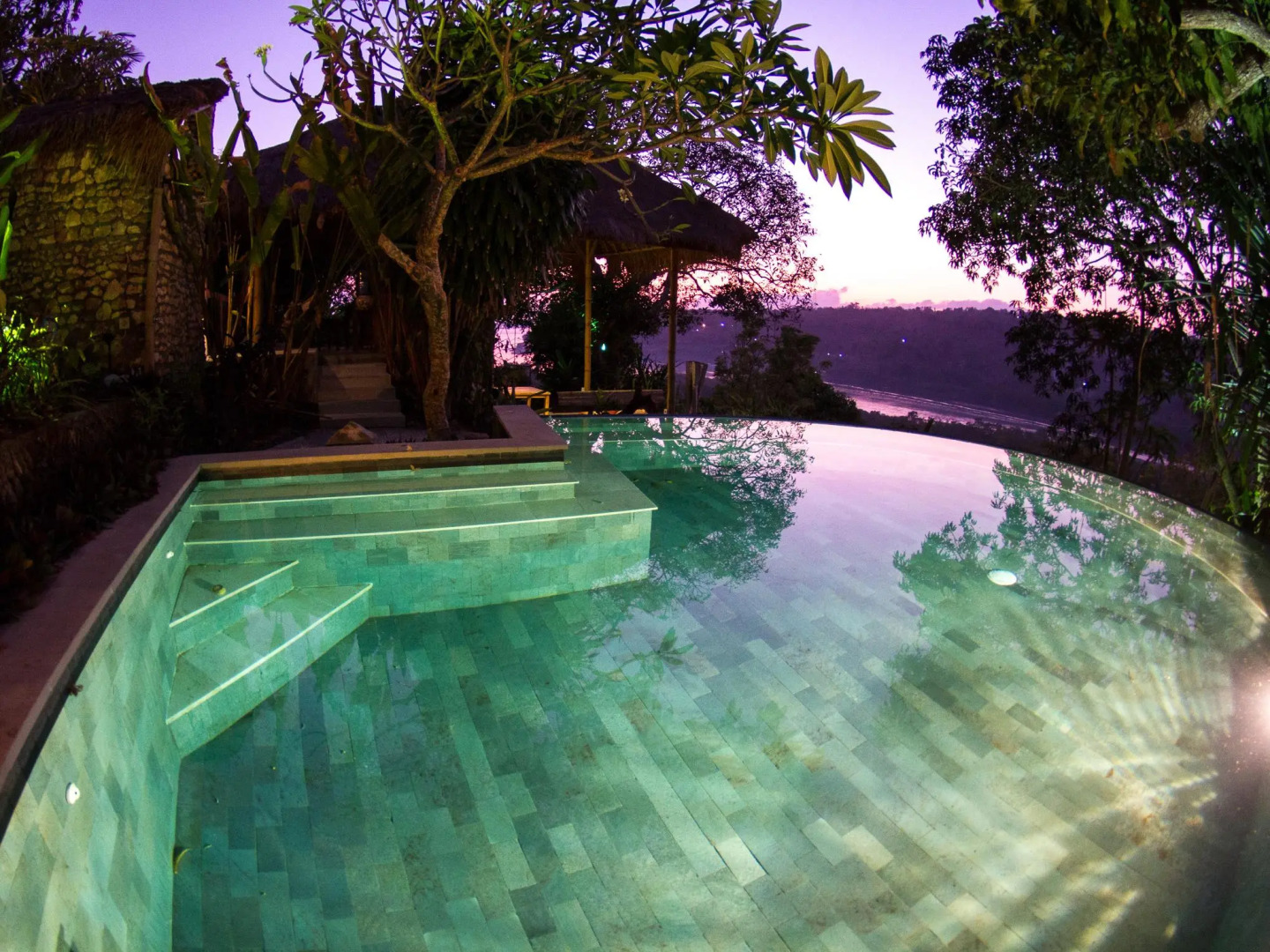 Twin Island Villas & Dive Resort