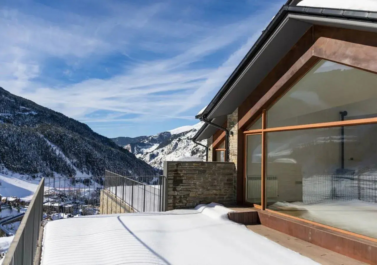 Ski Andorra Tarter Chalet Lodge