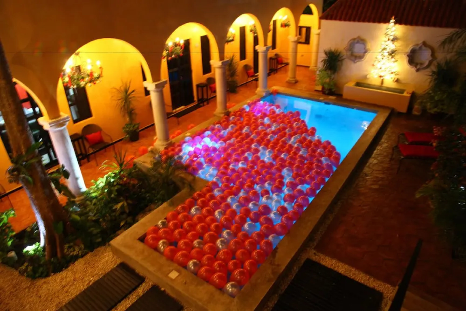 Ochenta Y Dos an urban bed & breakfast