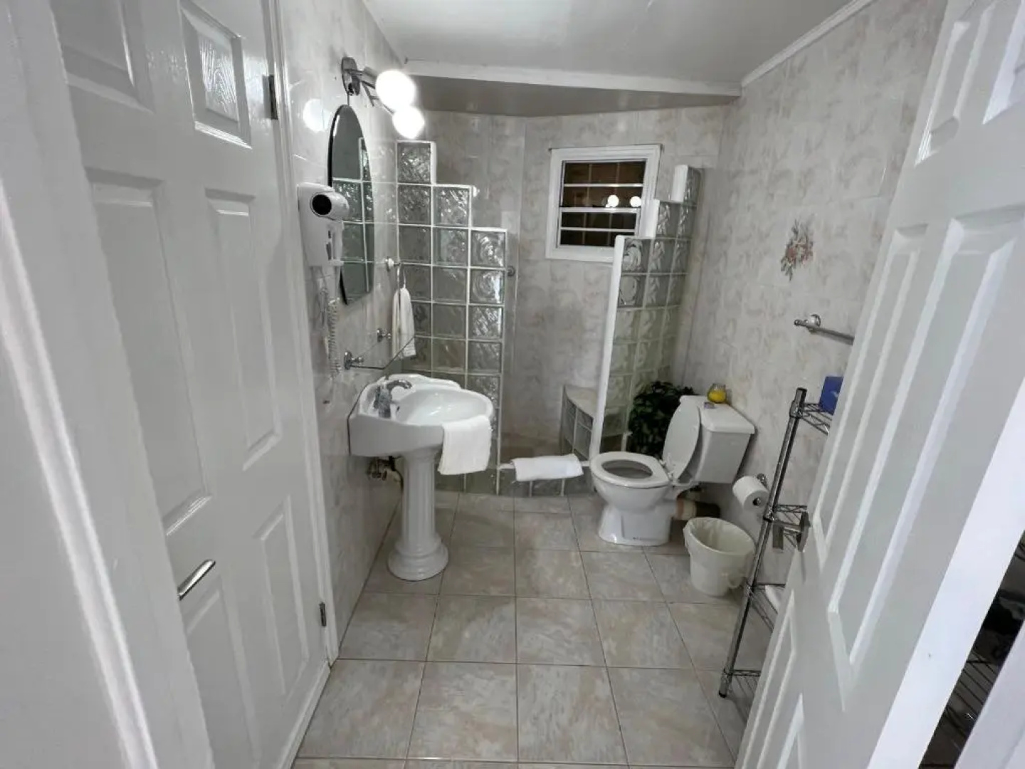 Spacieux Duplex de 3 chambres à Gd Case