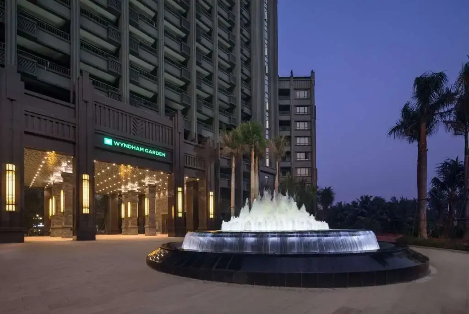 Days Hotel & Suites Venice Nanguo