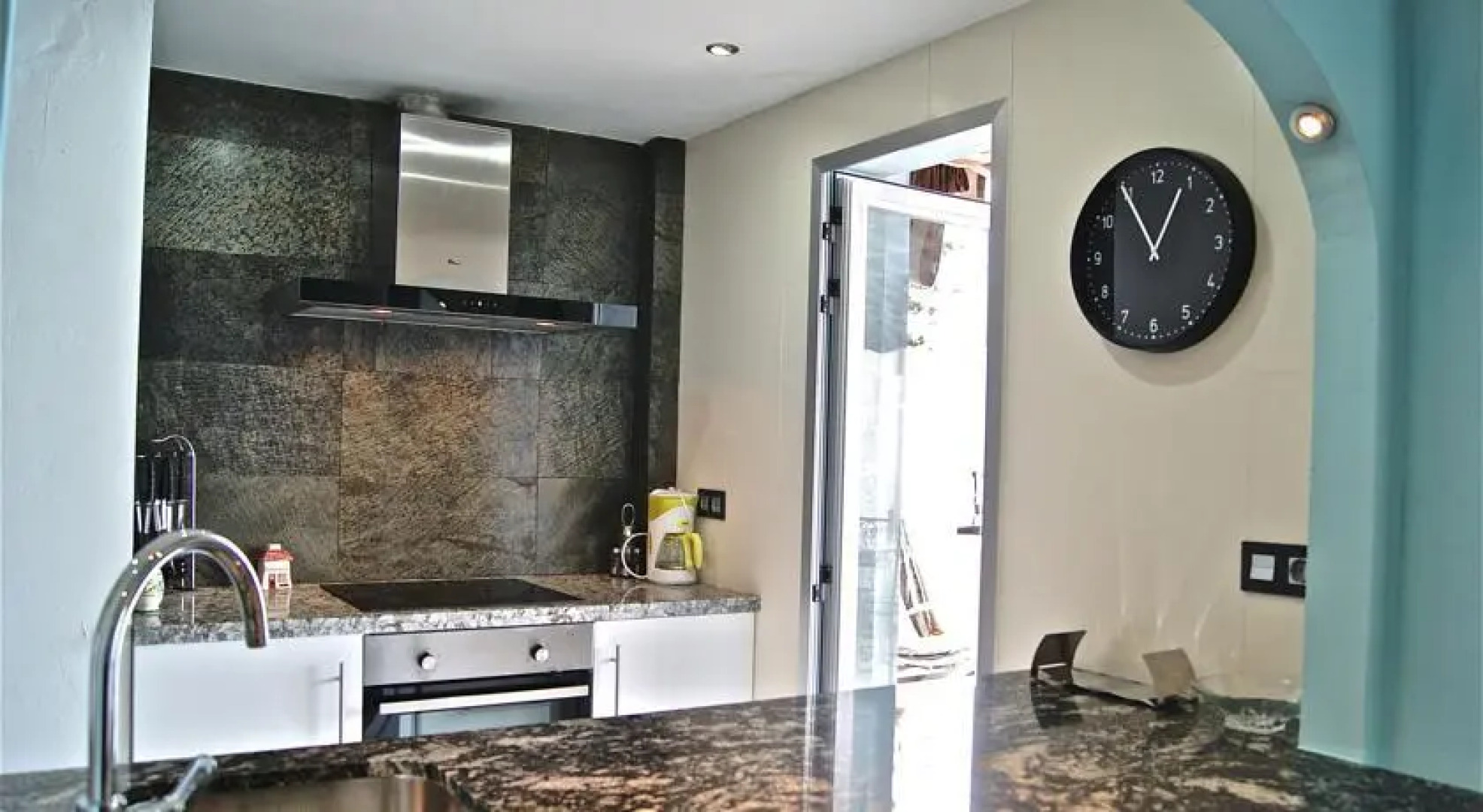 Exceptional Location - one of the Most Sought-after Locations in Costa Tropical