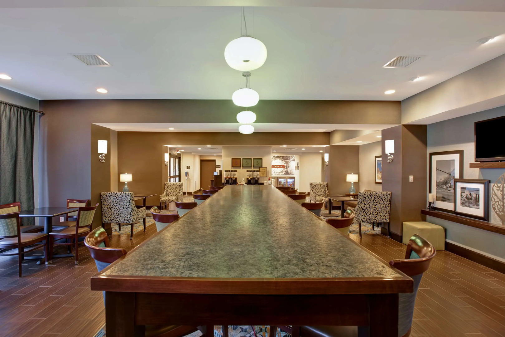 Hampton Inn DeKalb, IL