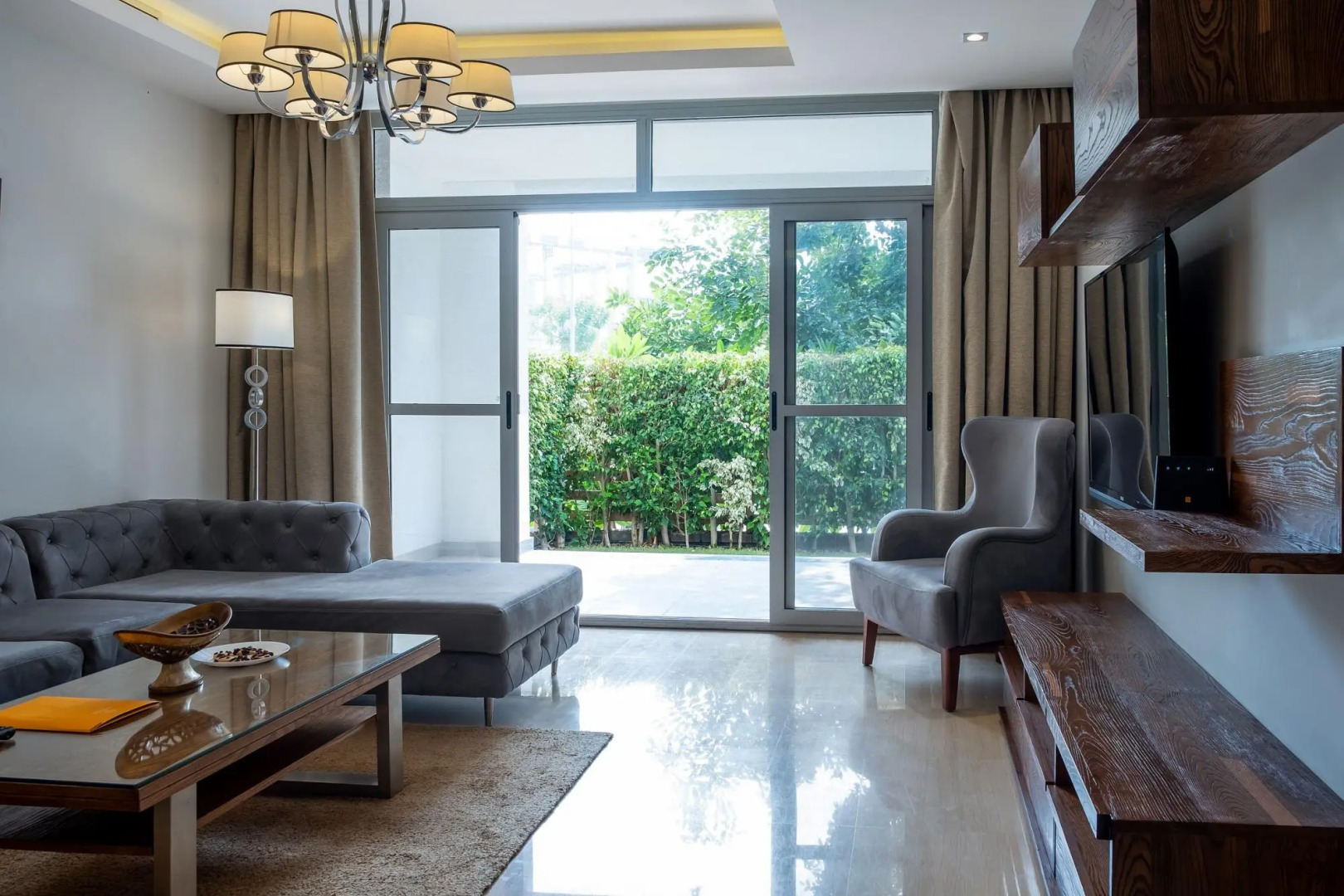 VESTA  - Luxury APT - 2BR - CFC